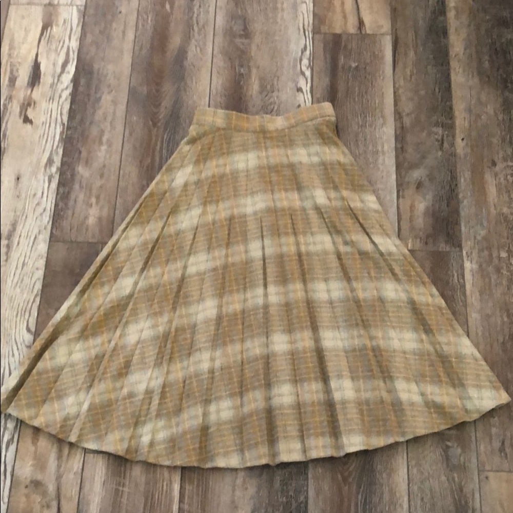 Genuine VTG Pleated Wool plaid blue/tan Skirt Sz 7